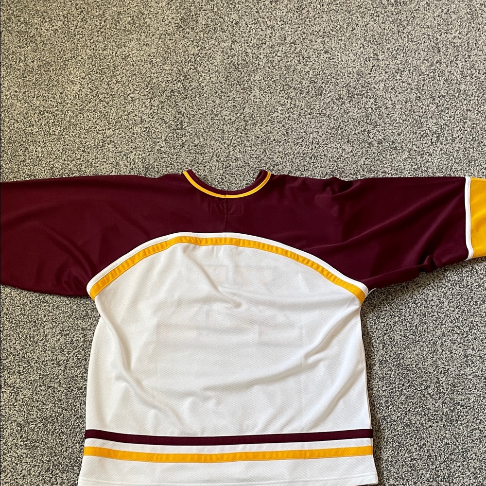Men’s XL Nike Minnesota Hockey Jersey. Embroidered patch. Great condition. - Picture 5 of 5